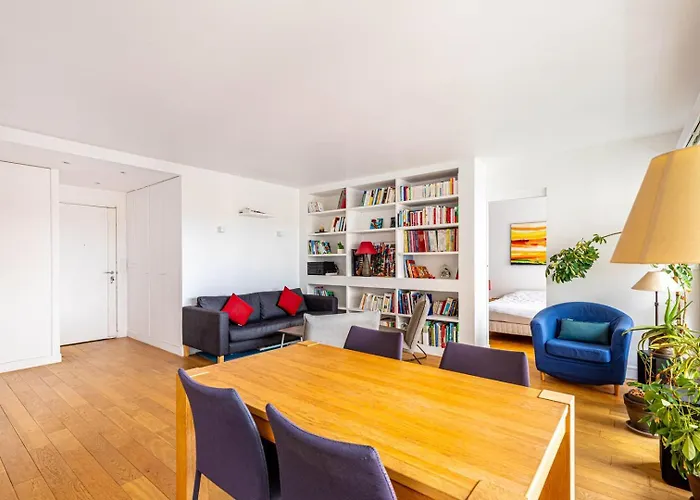 Guestready - Bright And Airy In The 18Th