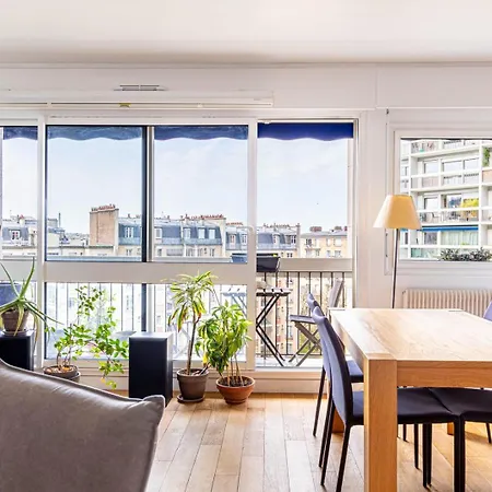 Guestready - Bright And Airy In The 18Th Apartment Paris Exterior photo